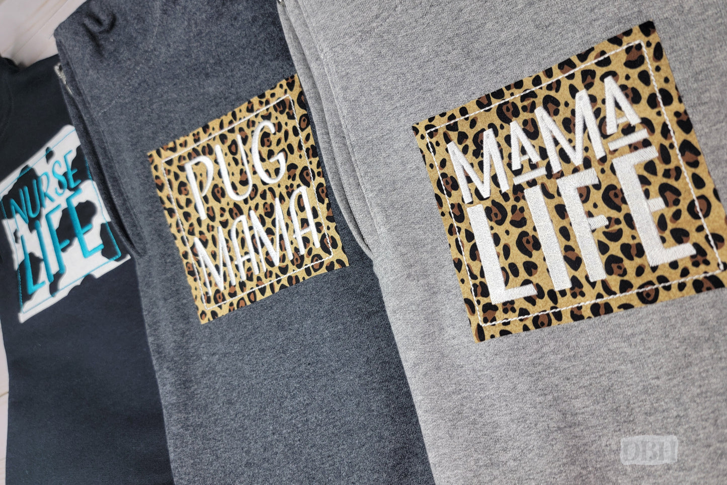 Oversized Mama Life Pocket Applique - Quarter Zip - WS